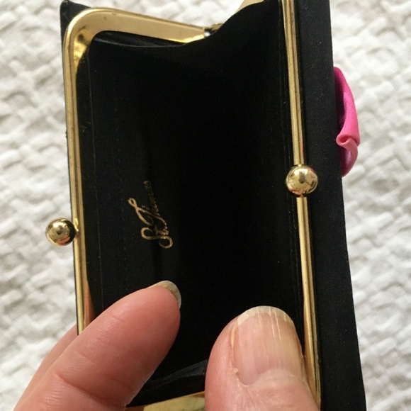 St. Thomas Black Wallet - Picture 5 of 5